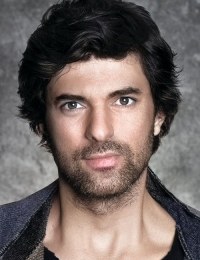 Энгин Акюрек