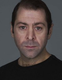 Эрдем Акакче