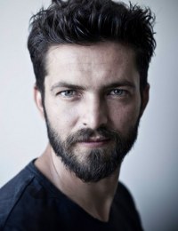 Илкер Кызмаз