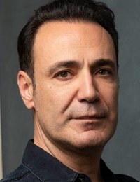 Эркан Север