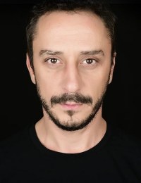 Хакан Карсак