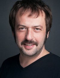 Окан Ялабык