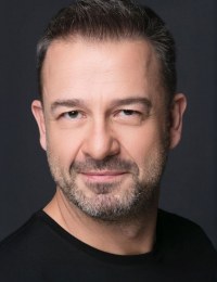 Мурат Айген