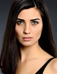 Туба Бюйюкюстюн