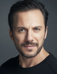 Серкан Алтунорак