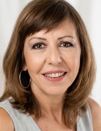 Назлы Тосуноглу