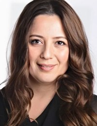 Элиф Искендер