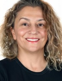 Айшен Сезерель