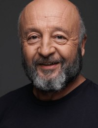 Хакан Салынмыш