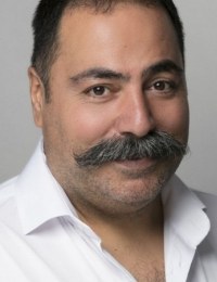 Юксель Юнал