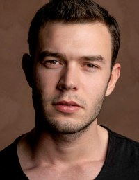 Айтач Шашмаз