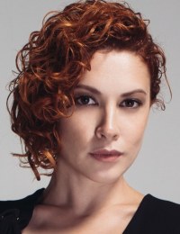 Аджеля Топалоғлу