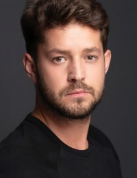 Ахмет Каякесен