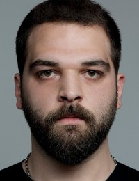 Атакан Ярымдонья