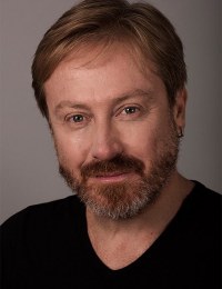 Йылдырай Шахинлер