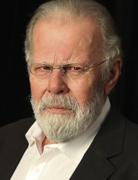 Махмут Гёкгёз