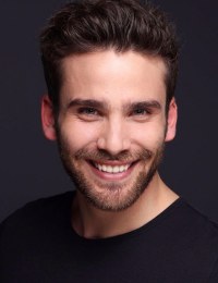 Огузхан Карби