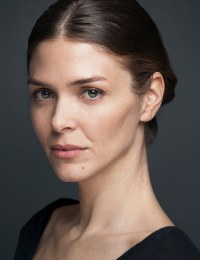 Зейнеп Оздер