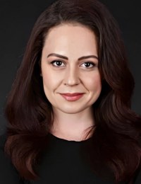 Озлем Тюрай