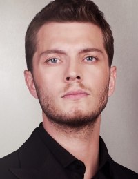 Бурак Тозкопаран