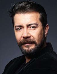 Серхан Сюслер