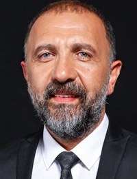 Эртугрул Постооглу