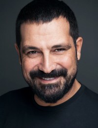 Бюлент Инал