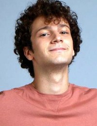 Неджат Уйгур