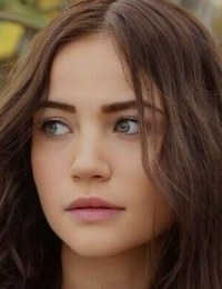 Ягмур Юксель