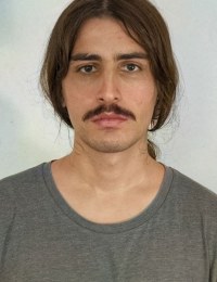 Дениз Гёкташ