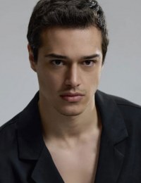 Каан Мирач Сезен