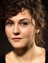 Идиль Йенер