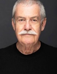 Осман Искендер Байер