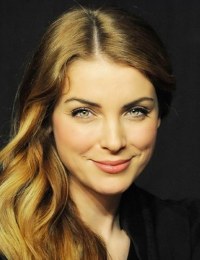 Озге Озберк